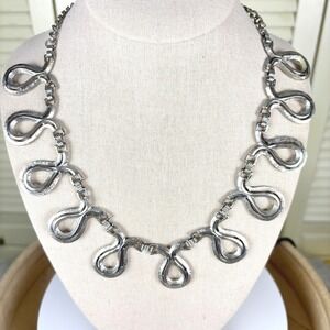 Sculptural 1980s Silver Tone Necklace Equestrian Stirrup Link Statement Jewelry